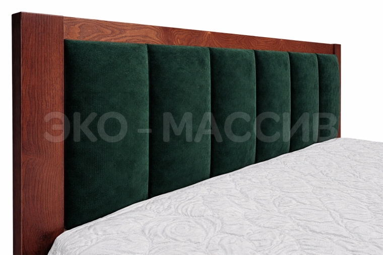 Кровать Финистер из массива дуба