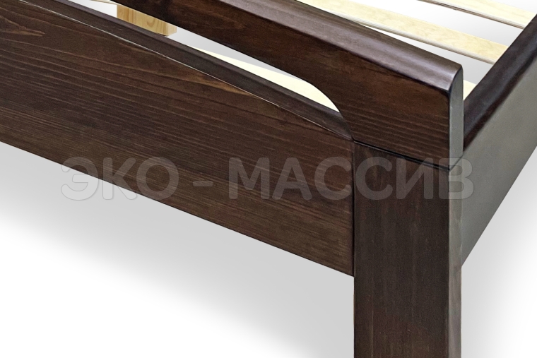Кровать Кальяри из массива сосны
